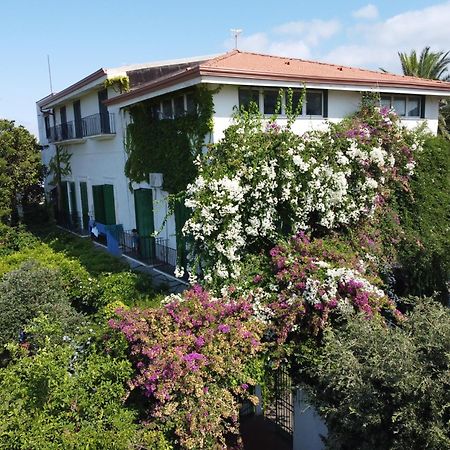 B&B Casina De Goyzueta Torre del Greco Bagian luar foto