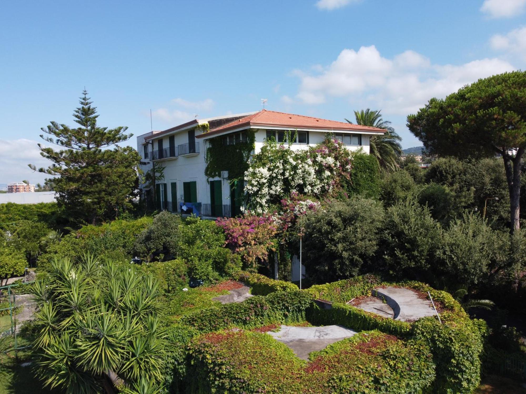 B&B Casina De Goyzueta Torre del Greco Bagian luar foto